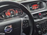 Second-hand Volvo V40 Summum 190 CP (139 kW) 2014 Culoaregri Hatchback