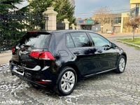 Second-hand VW Golf VII Allstar 110 CP (80 kW) 2016 Culoarenegru Hatchback