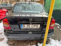 Second-hand Opel Astra Classic 82 CP (60 kW) 2008 Negru Berlinǎ