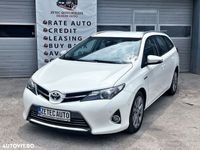 second-hand Toyota Auris Hybrid 