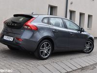 second-hand Volvo V40 D2