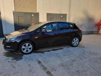 Second-hand Opel Astra 115 CP (84 kW) 2015 Maro Hatchback