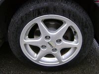 Second-hand Daihatsu Sirion 102 CP (75 kW) 2001 Roşu Hatchback