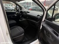 Second-hand Toyota Proace 102 CP (75 kW) 2021 Culoarealb Monovolum