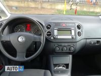 second-hand VW Golf Plus  1.6 benzină