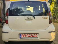 Second-hand Daihatsu Sirion 70 CP (51 kW) 2011 Alb Hatchback