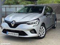 Second-hand Renault Clio V Techno 90 CP (66 kW) 2021 Culoarealbastru Hatchback