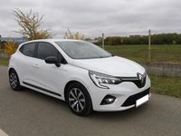 Second-hand Renault Clio V 140 CP (102 kW) 2022