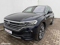 Second-hand VW Touareg R-line 286 CP (210 kW) 2022 Culoarealbastru SUV