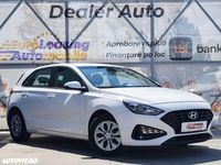 Second-hand Hyundai i30 Comfort 110 CP (80 kW) 2021 Culoarealb Hatchback