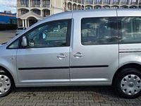 Second-hand VW Caddy Family 102 CP (75 kW) 2008 Culoareargint Monovolum