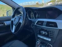Second-hand Mercedes C200 184 CP (135 kW) 2013 Berlinǎ