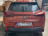 Second-hand Lexus UX 250h Luxury Line 177 CP (130 kW) 2022 Culoareportocaliu SUV