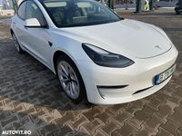 Second-hand Tesla Model 3 366 kW (498 CP) 2023 Culoarealb Berlinǎ