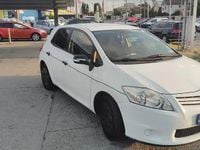 Second-hand Toyota Auris 99 CP (72 kW) 2013 Alb Hatchback