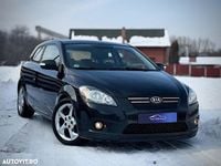 Second-hand Kia Ceed Spirit 128 CP (94 kW) 2010 Culoarenegru Hatchback