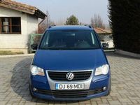 Second-hand VW Touran 105 CP (77 kW) 2009 Culoarealbastru Monovolum