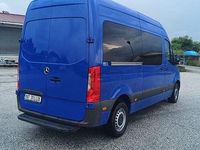 Second-hand Mercedes Sprinter 143 CP (105 kW) 2019 Culoarealbastru Van