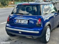Second-hand Mini ONE 90 CP (66 kW) 2004 Culoarealbastru Hatchback