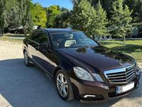 Second-hand Mercedes E200 136 CP (100 kW) 2009 Culoaremaro Berlinǎ