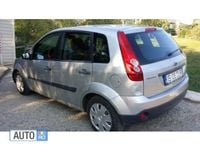 Second-hand Ford Fiesta 75 CP (55 kW) 2007 Gri metalizat Hatchback