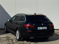 Second-hand BMW 520 Comfort Edition 184 CP (135 kW) 2015 Culoarenegru Break