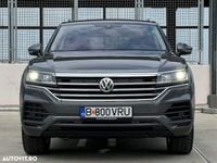 Second-hand VW Touareg Style 231 CP (169 kW) 2019 Gri SUV