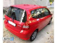 Second-hand Honda Jazz 83 CP (61 kW) 2006 Rosu Hatchback