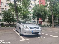 Second-hand Toyota Avensis Luxury 177 CP (130 kW) 2010 Culoareargint Berlinǎ