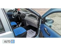 Second-hand Fiat Punto 90 CP (66 kW) 2002 Albastru Hatchback