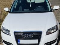 Second-hand Audi A3 Sportback 102 CP (75 kW) 2012 Alb Hatchback