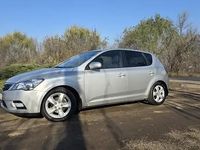 Second-hand Kia Ceed 109 CP (80 kW) 2010 Argintiu Hatchback