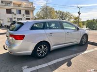 second-hand Toyota Avensis Executive Vagon