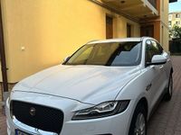 second-hand Jaguar F-Pace 20d Aut. Prestige