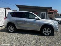 Second-hand Toyota RAV4 150 CP (110 kW) 2012 Culoareargint SUV