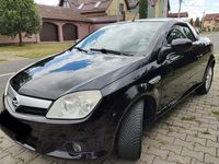 Second-hand Opel Tigra 90 CP (66 kW) 2007 Negru
