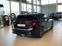 Second-hand BMW M135 Comfort Edition 317 CP (233 kW) 2024 Negru sapphire metalizat Hatchback