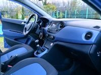 Second-hand Hyundai i10 Classic 66 CP (48 kW) 2015 Culoarealbastru Hatchback