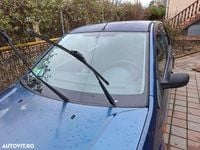 Second-hand Ford Fiesta Ghia 80 CP (58 kW) 2007 Culoarealbastru Hatchback