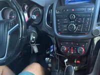 Second-hand Opel Zafira 163 CP (119 kW) 2012 Monovolum
