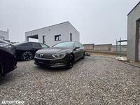 Second-hand VW Passat Comfortline 150 CP (110 kW) 2017 Culoaremaro Break