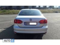 Second-hand VW Jetta 140 CP (102 kW) 2011 Gri Berlinǎ