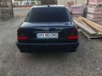 Second-hand Mercedes C250 150 CP (110 kW) 2000 Albastru Berlinǎ