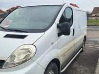 Second-hand Renault Trafic 150 CP (110 kW) 2009 Alb Monovolum