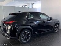 second-hand Lexus UX 250h 2.0L HEV 20H- (178 HP) 4X4 CVT Luxury