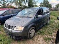 second-hand VW Touran 1,9TDI, 105 CP, 7 LOCURI, CLIMATRONIC, navigatie