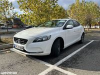 second-hand Volvo V40 D2