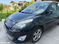Second-hand Renault Grand Scénic III Dynamique 130 CP (95 kW) 2011 Culoaregri Monovolum