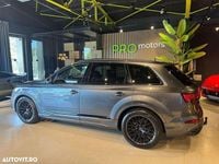 Second-hand Audi Q7 S-Line 286 CP (210 kW) 2023 Gri SUV