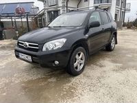 second-hand Toyota RAV4 2.2 D-4D Luxury